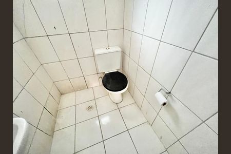 Casa para alugar com 33m², 1 quarto e sem vaga Casa para alugar com 33m², 1 quarto e sem vagaBanheiro