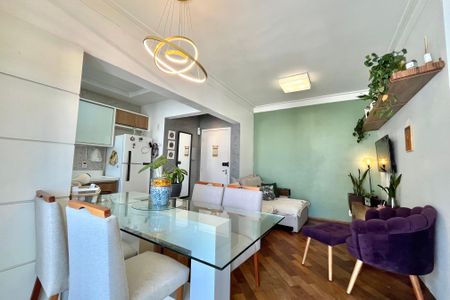 Apartamento à venda com 55m², 2 quartos e 1 vagaSala