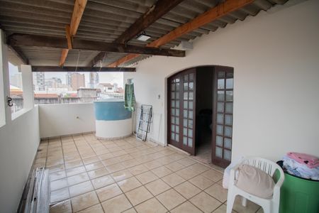 Casa à venda com 500m², 3 quartos e 3 vagas Casa à venda com 500m², 3 quartos e 3 vagasÁREA DE SERVIÇO