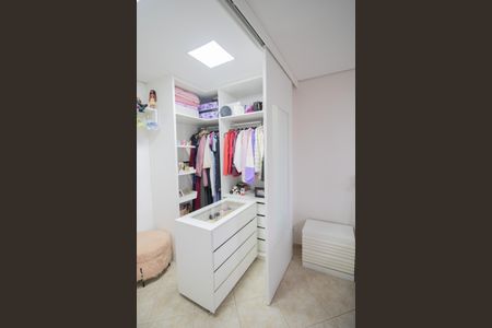 Casa à venda com 500m², 3 quartos e 3 vagas Casa à venda com 500m², 3 quartos e 3 vagasQUARTO 3