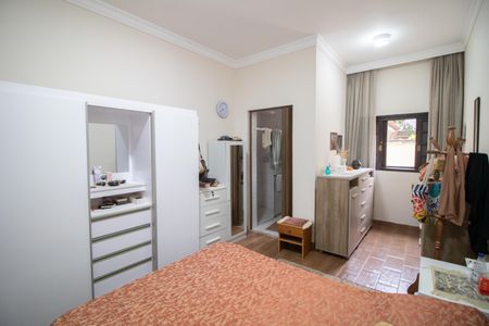 Casa à venda com 500m², 3 quartos e 3 vagas Casa à venda com 500m², 3 quartos e 3 vagasCASA 2
