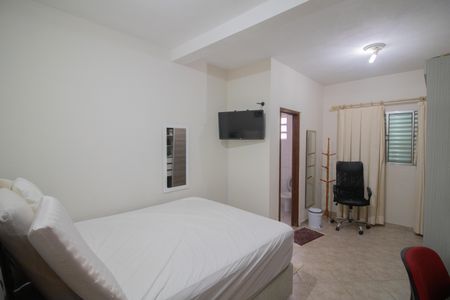 Casa à venda com 500m², 3 quartos e 3 vagas Casa à venda com 500m², 3 quartos e 3 vagasCASA 2