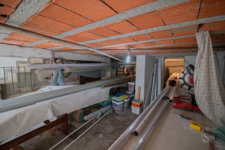 Casa à venda com 500m², 3 quartos e 3 vagas Casa à venda com 500m², 3 quartos e 3 vagasÁREA COMERCIAL