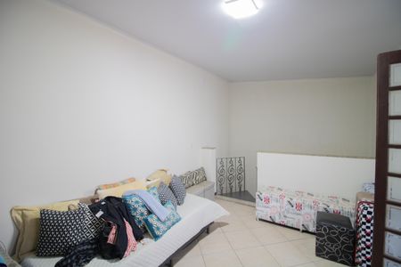 Casa à venda com 500m², 3 quartos e 3 vagas Casa à venda com 500m², 3 quartos e 3 vagasESCRITÓRIO