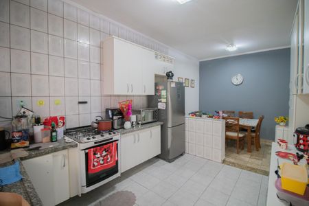 Casa à venda com 500m², 3 quartos e 3 vagas Casa à venda com 500m², 3 quartos e 3 vagasCOZINHA
