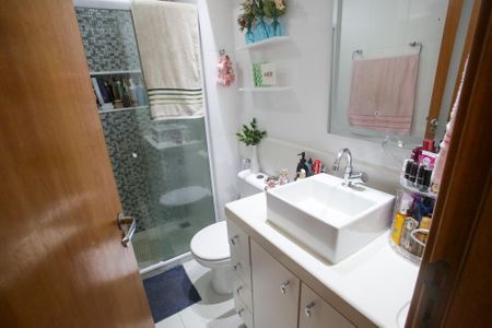 Apartamento à venda com 60m², 2 quartos e 1 vagaBanheiro da Suíte