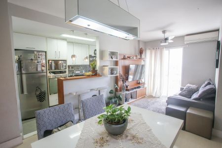 Sala de apartamento à venda com 2 quartos, 60m² em Pechincha, Rio de Janeiro