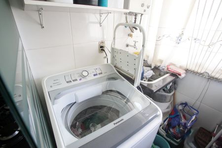 Apartamento à venda com 60m², 2 quartos e 1 vagaÁrea de Serviço