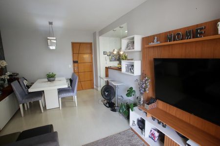 Sala de apartamento à venda com 2 quartos, 60m² em Pechincha, Rio de Janeiro