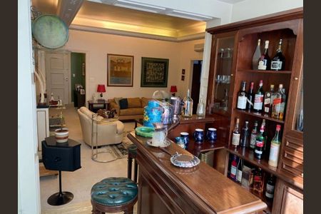 Apartamento à venda com 3 quartos, 190m² em República, São Paulo