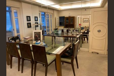 Apartamento à venda com 3 quartos, 190m² em República, São Paulo