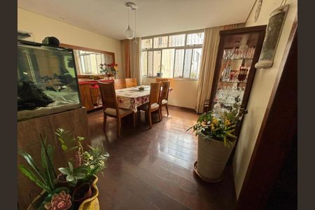 Apartamento à venda com 155m², 4 quartos e 2 vagasFoto 02