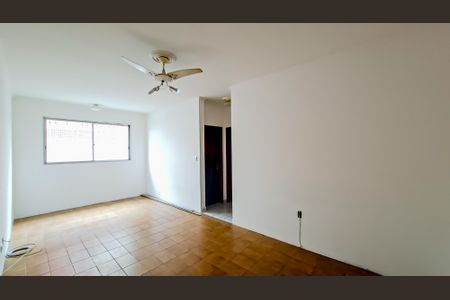 Sala de apartamento para alugar com 2 quartos, 65m² em Camargos, Guarulhos
