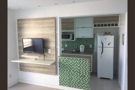 Apartamento para alugar com 3 quartos, 55m² em Piatã, Salvador