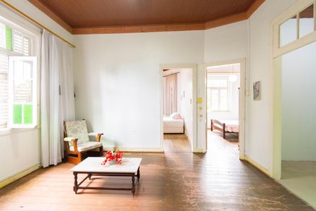 Casa para alugar com 4 quartos, 160m² em Centro, Canoas