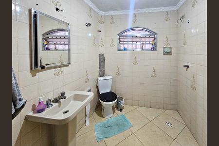 Casa para alugar com 140m², 3 quartos e 4 vagasBanheiro 2