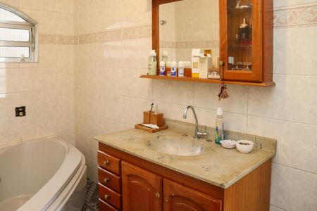 Casa para alugar com 140m², 3 quartos e 4 vagasBanheiro da Suíte