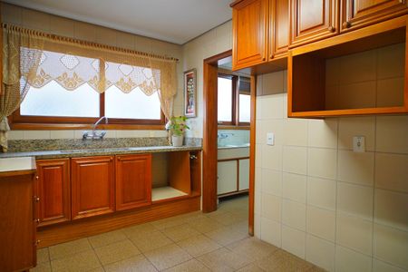 Apartamento à venda com 316m², 3 quartos e 2 vagasCozinha 