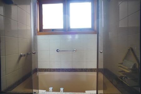 Apartamento à venda com 316m², 3 quartos e 2 vagasBanheira 