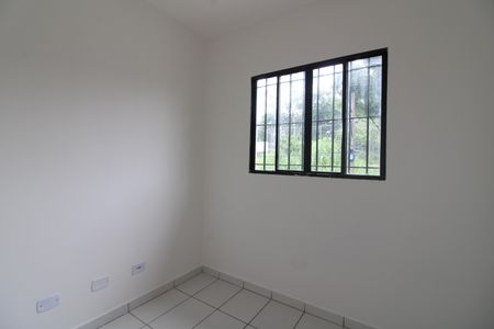 Quarto 2 de casa para alugar com 3 quartos, 70m² em Jardim Fernandes, São Paulo