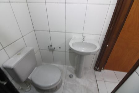 Casa para alugar com 70m², 3 quartos e 2 vagasBanheiro do Quarto 3