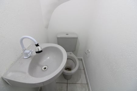 Casa para alugar com 70m², 3 quartos e 2 vagasLavabo