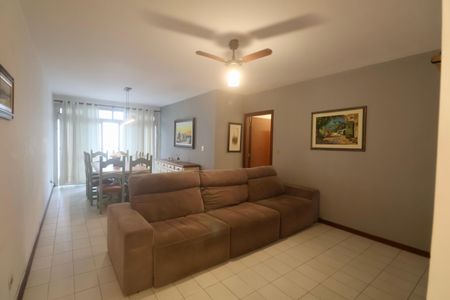 Apartamento para alugar com 135m², 3 quartos e 1 vaga Sala