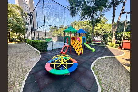 Apartamento à venda com 60m², 3 quartos e 1 vaga Apartamento à venda com 60m², 3 quartos e 1 vagaPlayground