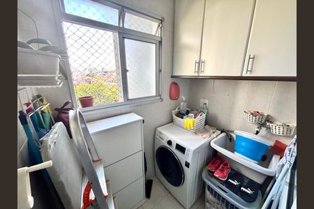 Apartamento à venda com 60m², 3 quartos e 1 vaga Apartamento à venda com 60m², 3 quartos e 1 vagaÁrea de Serviço