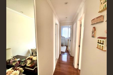 Apartamento à venda com 60m², 3 quartos e 1 vaga Apartamento à venda com 60m², 3 quartos e 1 vagaCorredor