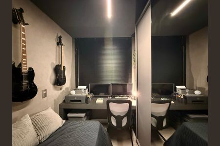Quarto 2 de apartamento para alugar com 3 quartos, 94m² em Vila Cordeiro, São Paulo