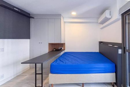 Apartamento para alugar com 27m², 1 quarto e sem vaga