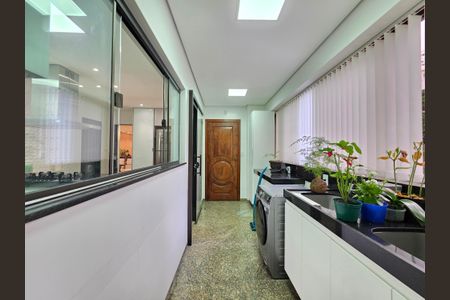 Apartamento à venda com 260m², 5 quartos e 3 vagas Apartamento à venda com 260m², 5 quartos e 3 vagasÁrea de Serviço