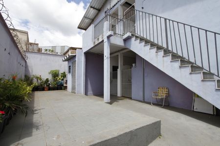 Casa para alugar com 60m², 2 quartos e 1 vagaEntrada