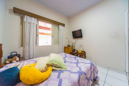 Casa para alugar com 72m², 2 quartos e 2 vagas Casa para alugar com 72m², 2 quartos e 2 vagasQuarto 1
