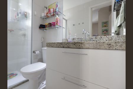 Apartamento à venda com 87m², 2 quartos e 2 vagasBanheiro da Suíte 2