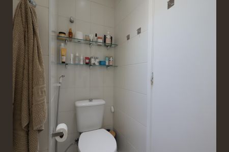Apartamento à venda com 87m², 2 quartos e 2 vagasBanheiro da Suíte 1