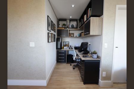 Apartamento à venda com 87m², 2 quartos e 2 vagasEscritório