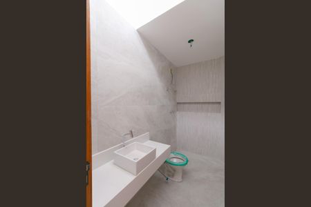 Casa à venda com 160m², 3 quartos e 2 vagas