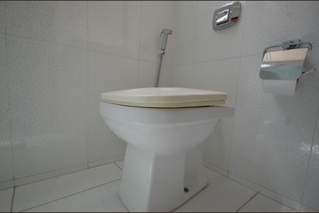 Apartamento para alugar com 96m², 3 quartos e sem vagaBanheiro