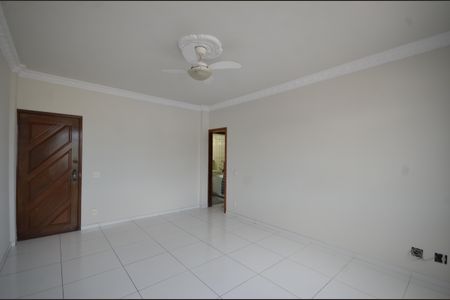 Apartamento para alugar com 96m², 3 quartos e sem vagaSala