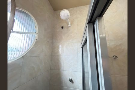 Casa para alugar com 208m², 2 quartos e 1 vagaChuveiro