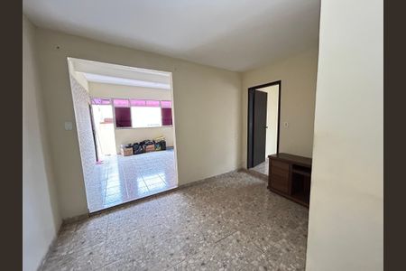 Casa para alugar com 208m², 2 quartos e 1 vagaSala