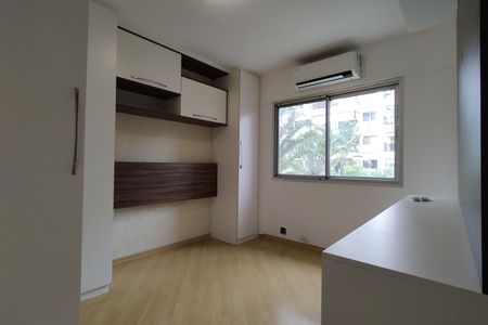 Apartamento à venda com 80m², 3 quartos e 1 vagaQuarto 3 - Suíte