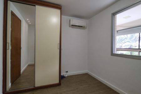 Apartamento à venda com 80m², 3 quartos e 1 vagaQuarto 2