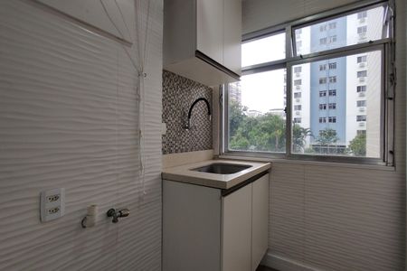 Apartamento à venda com 80m², 3 quartos e 1 vagaÁrea de Serviço