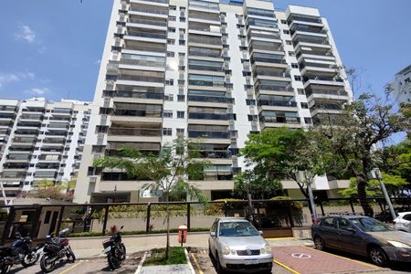 Apartamento à venda com 80m², 3 quartos e 1 vagaFachada do condomínio