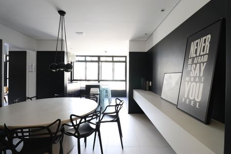 Studio à venda com 33m², 1 quarto e 1 vagaÁrea comum - Salão de festas