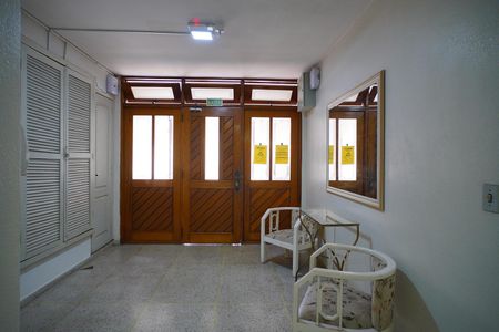 Apartamento à venda com 44m², 1 quarto e sem vaga Apartamento à venda com 44m², 1 quarto e sem vagaHall de entrada