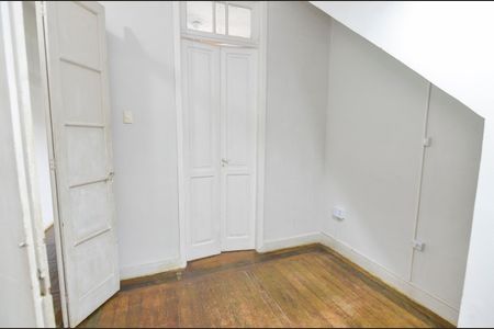 Casa à venda com 154m², 4 quartos e sem vaga Casa à venda com 154m², 4 quartos e sem vagaQuarto 4